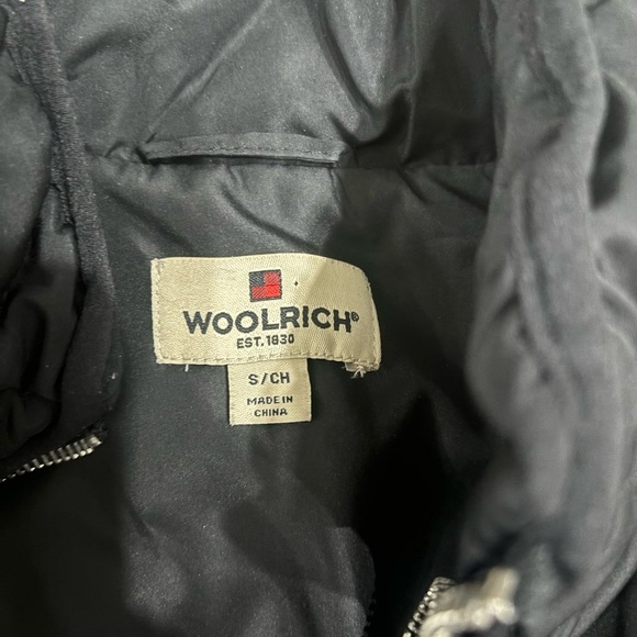 Woolrich Black Quilted Vest with Pockets women’s size Small - Picture 3 of 6